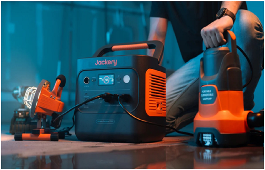 32 How to Maintain Your Home Battery Backup System