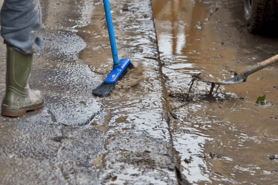 flood damage cleanup